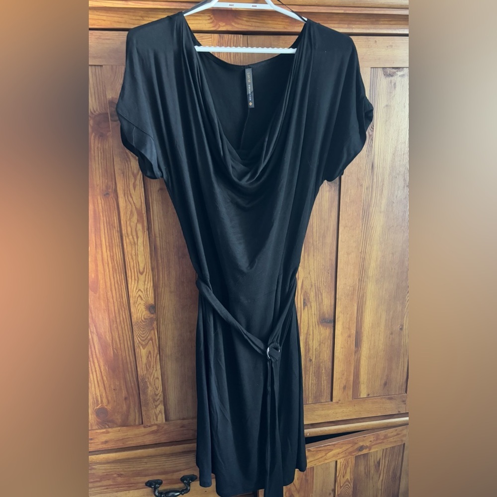 LORI M Collection 95% Rayon Blend Black Midi Dress Size L can fit Medium w/ Belt